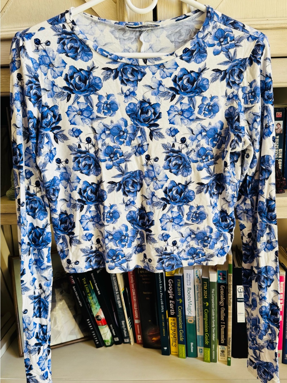 Alice + Olivia White Long-Sleeve Top with Blue Floral Print
